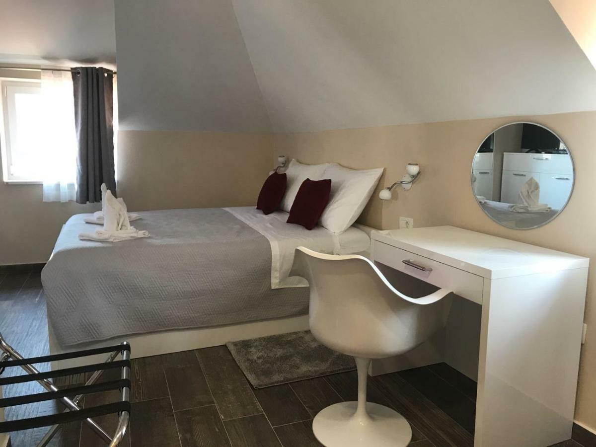 Elegant Residence Rooms & Apartments Split Kültér fotó